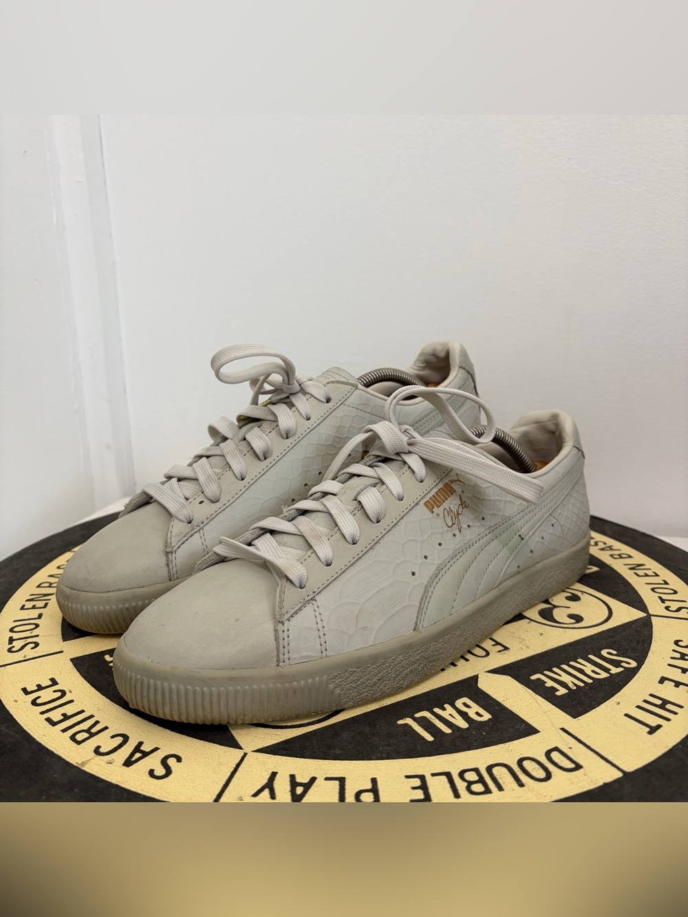 PUMA Clyde Python Textured Leather Dressed Shoes Sneakers Grey Men’s Size 10.5